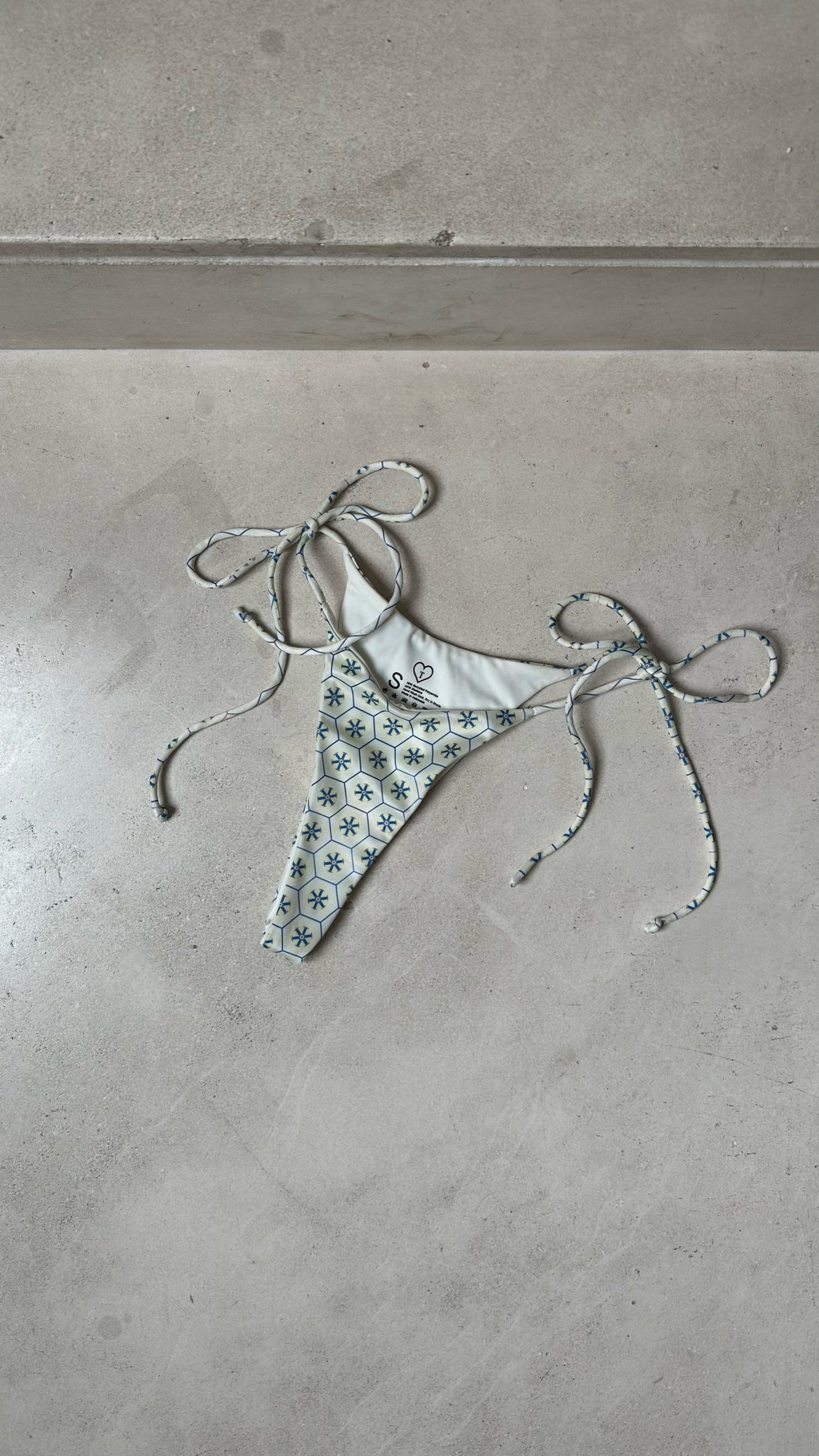 Sorrento string bikini bottom